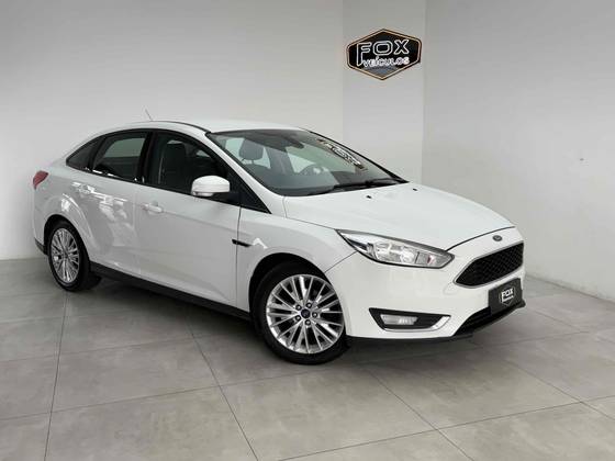 FORD FOCUS 2.0 SE PLUS 16V FLEX 4P POWERSHIFT